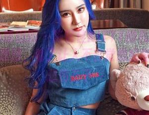 Feilin嗲囡囡 - 施忆佳KITTY的礼服:作品还是原图,看了让人不自觉想起童话里的悲伤王子…