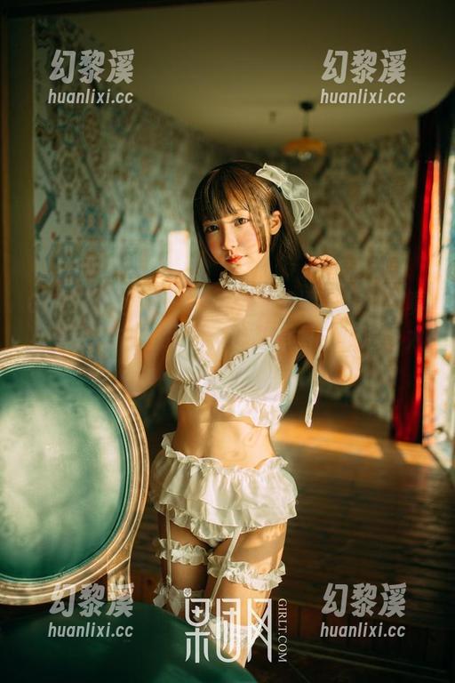 GIRLT果团网-通灵儿 GIRLT果团网 - 终于看到了通灵儿的写真,套装甜得让我心痒痒,原图的味道也太好了吧。