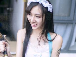 GIRLT果团网 - 万圣节要来了!黄歆苑最新写真集好像在教我们,如何优雅地变身为一年一度的奇葩。