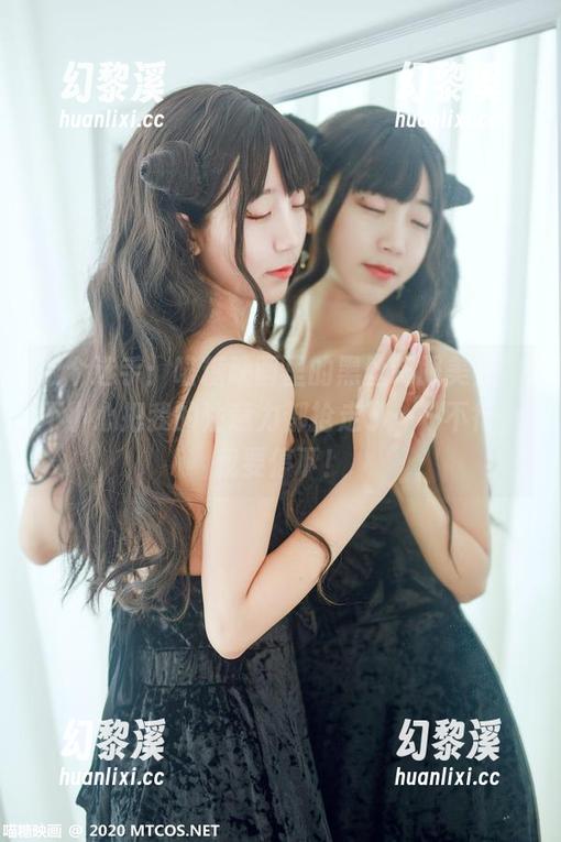 做个选手：喵糖映画里的黑丝制服美女，不小心把我的注意力都抢走了……不行，我要停下！