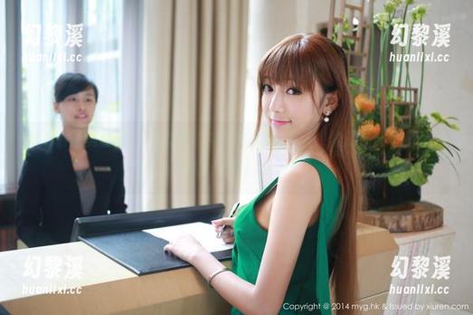 MyGirl美媛馆 - 于大小姐Ayu的丝袜作品，像是在和你悄悄说悄悄话，真让人遐想。