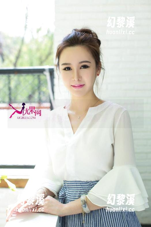 UGirls尤果网-耶利米 UGirls尤果网 - 耶利米的海边写真合集:风吹得头发乱,在镜头里却不乱!