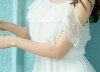 UGirls尤果网 - 韩乐优的裸足写真，脚尖绽放的每一个细节可真精彩！