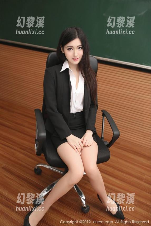 Xiuren秀人网-Cherry绯月樱 Xiuren秀人网 - 等等,Cherry绯月樱的皮衣真是平价套装!图片下载链接我去哪里找?