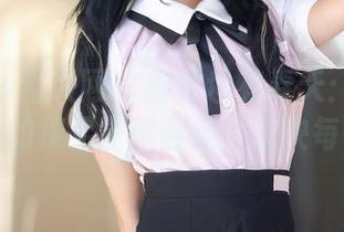 Xiuren秀人网 - 脚趾也有春天:Elise谭晓彤的裸足壁纸合集,欢快每一步!