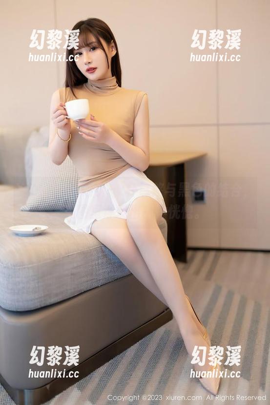 Xiuren秀人网-z杯悠悠 Xiuren秀人网 - z杯悠悠与黑色的结合,美图里浮现出种种恍惚。