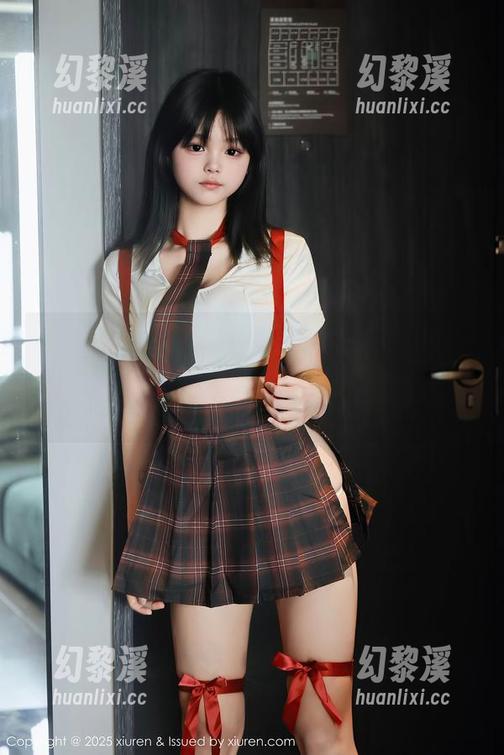 Xiuren秀人网-仓井优香 Xiuren秀人网 - 值得一看的高清泳池图册——仓井优香微妙的身影在水边如梦似幻