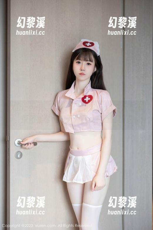 Xiuren秀人网 - 卓芷伊EricA在泳衣里，原图福利，今天的视线有点偏移了呢