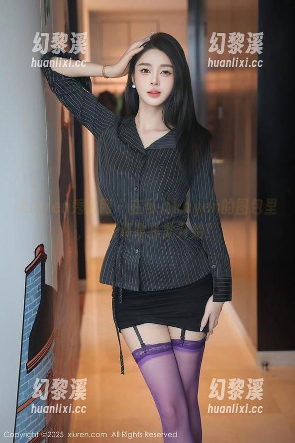 Xiuren秀人网-可儿kayen Xiuren秀人网 - 在可儿kayen的图包里,毛衣革命从此开始!