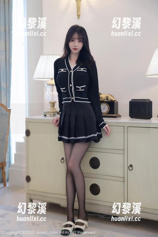 Xiuren秀人网-沈青黛 Xiuren秀人网 - 沈青黛女仆图册——把你和吸尘器之间的距离拉近,高清版!