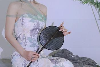 Xiuren秀人网 - 从未油亮的米妮大萌萌，作品集更新适合各类鸟兽
