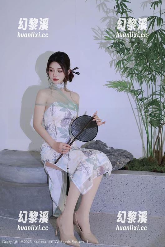 Xiuren秀人网-米妮大萌萌 Xiuren秀人网 - 从未油亮的米妮大萌萌,作品集更新适合各类鸟兽