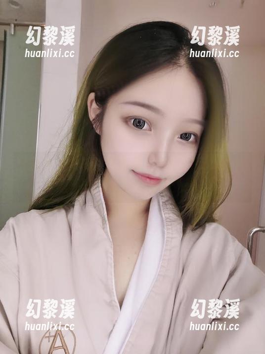 想跟恋爱一样，但外面又冷！eloise软软的蕾丝美图套图暖心处处！