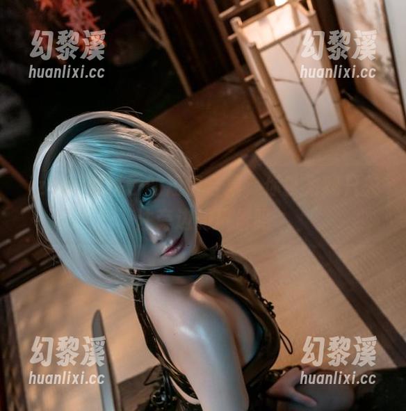 izumi泉桃子的短裤合集，你以为我只关注旁边的风景吗