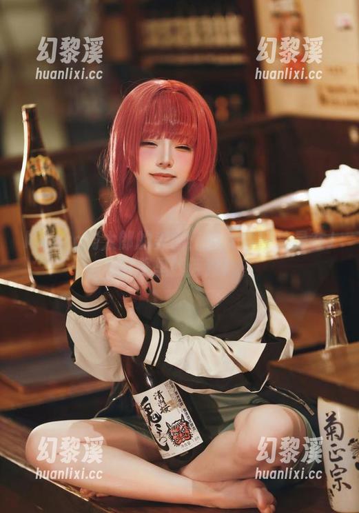 kitaro绮太郎的美图：少女情怀总是在JK制服里找诗意！？
