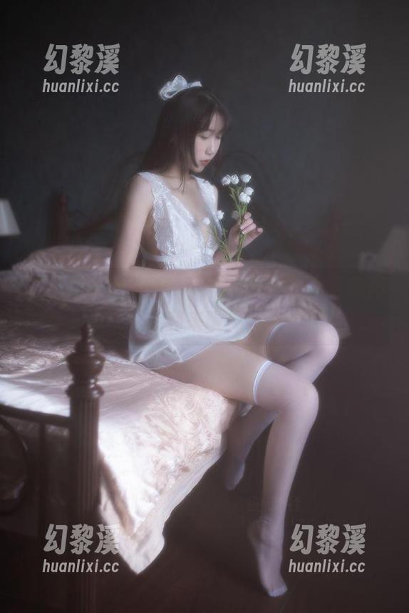 放学后的小秘密，不呆猫的野外JK写真福利来啦！