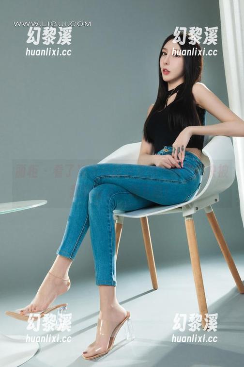 丽柜 - 看了凌凌的纯白美图，屏幕都快被我戳穿了，快下载！