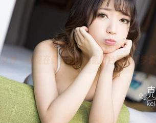 克拉女神 - 姜璐在做梦吗？这组粉色图集如梦似幻！