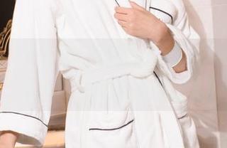 克拉女神 - 来自王睿的女仆写真全集,你是不是也想请她回家?