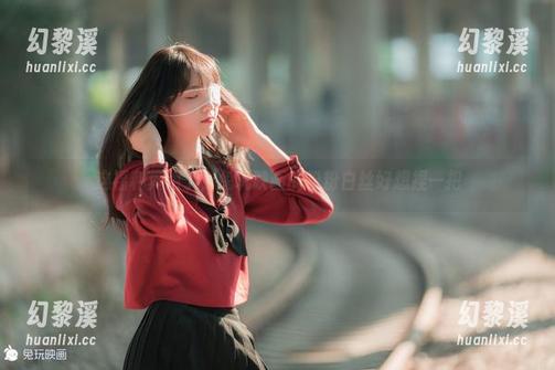 这福利真绝了，兔玩映画的粉粉白丝好想捏一把