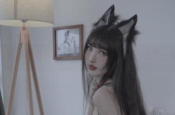 让人眼前一亮的刺青Poi,沙滩排球写真,先欣赏一会儿再说。