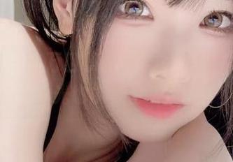 微密圈 - 十万口草莓粥粥的旅拍，不用无圣光也能美出天际！