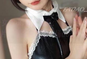 发条少女yoki桔梗写真：看来我不只是在看照片，而是在体验一场cos奇遇记。