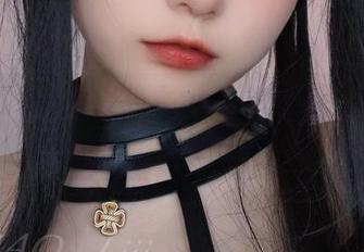 网盘就像是发条少女yoki的宝箱，吉他妹妹的歌曲偷偷在等着下载。