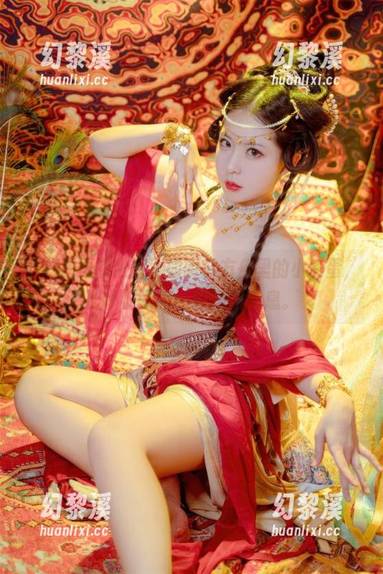 嗷呜虎虎的照片犹如明日方舟里的小彩蛋，时不时透着一股怪盗气息。