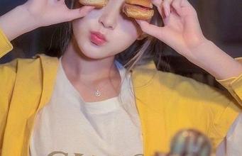 在下萝莉控ii的兔女郎写真——高清得我以为自己瞬间变成了猎物，魔王援救！