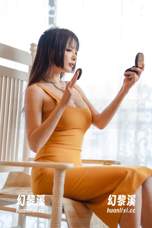 夏小秋秋秋 夏小秋秋秋的美足合集,分享这个季节的“不平凡”