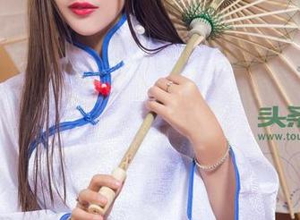 头条女神 - 杨曼妮夏日图片:美得让人想跳水…不对,是想自带泳圈!