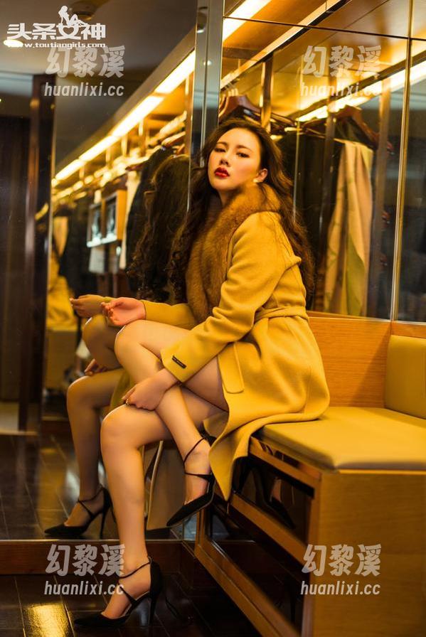 头条女神 - 查莉娅的睡衣合集——我先心心念念再说吧，这衣服真特别