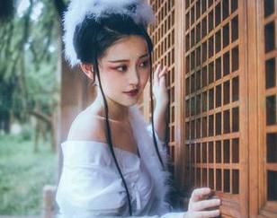 微密圈 - 最新图包：好H好女杀手的沙滩椅，摆出不经意的慵懒