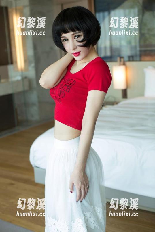 尤果网 - 哇，琳丽全套“厨娘”，每张原图都好像在说：“来，我来教你做饭！”。