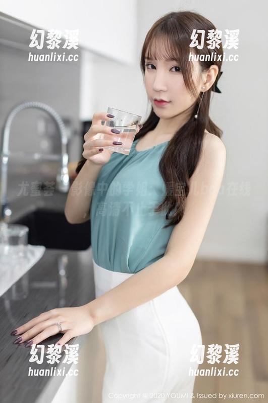 尤蜜荟 - 影像中的学姐：媛宝儿boa在线，高清不止于此！