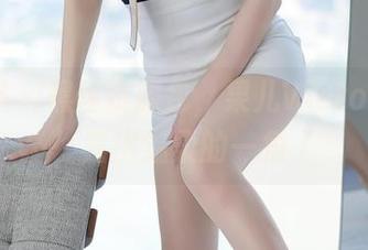 尤蜜荟 - 黑丝资源包，果儿Victoria只露出温柔的一角