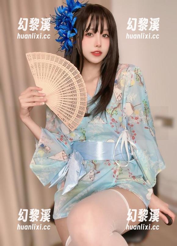 蜜桃味的梦想：布丁大法的写真壁纸上线，快来装点你的屏幕！