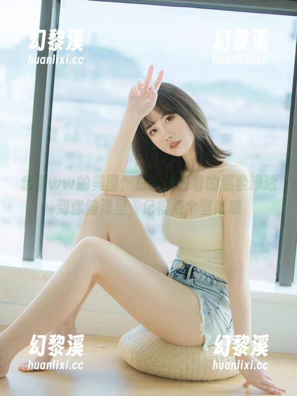 念雪ww的美图，总能把日暮的温柔渗透到你脑海里，记得点个壁纸哦