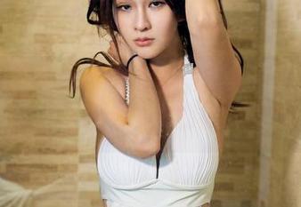 推女郎 - 让Yu佳妮秘书写真集带你“办公室”散步，下载后小心别被领导抓到哦！