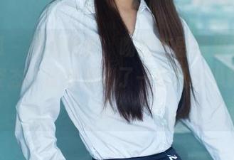推女郎 - 原图出炉，吻熙在剧情里那种放松的姿态，让我想到了一些乱七八糟的事情。