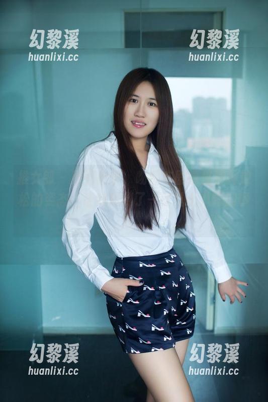 推女郎 - 原图出炉，吻熙在剧情里那种放松的姿态，让我想到了一些乱七八糟的事情。