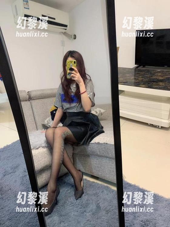 微密圈 - 提袜少女的吊带写真，免费图片，果然名不虚传？