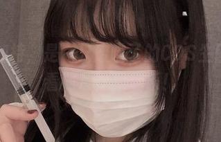 吊带加持，是一只废喵了的COS生图——看照片，逗你乐！