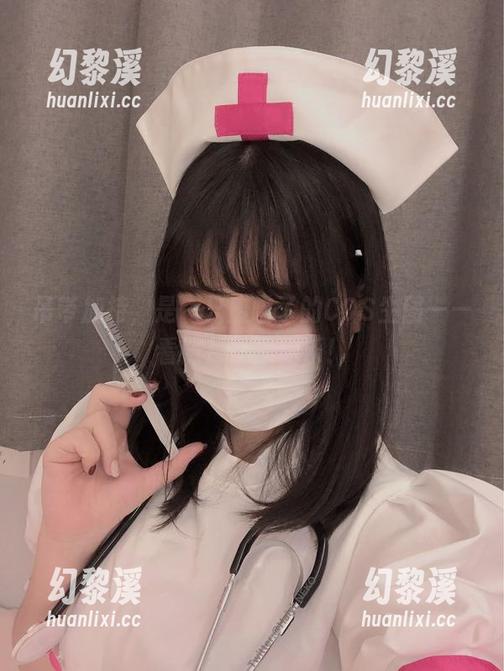 是一只废喵了 吊带加持,是一只废喵了的COS生图——看照片,逗你乐!