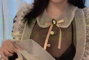 卖萌？不不，是依酱吖的女神日常，免费美图给你多一层思考呢！