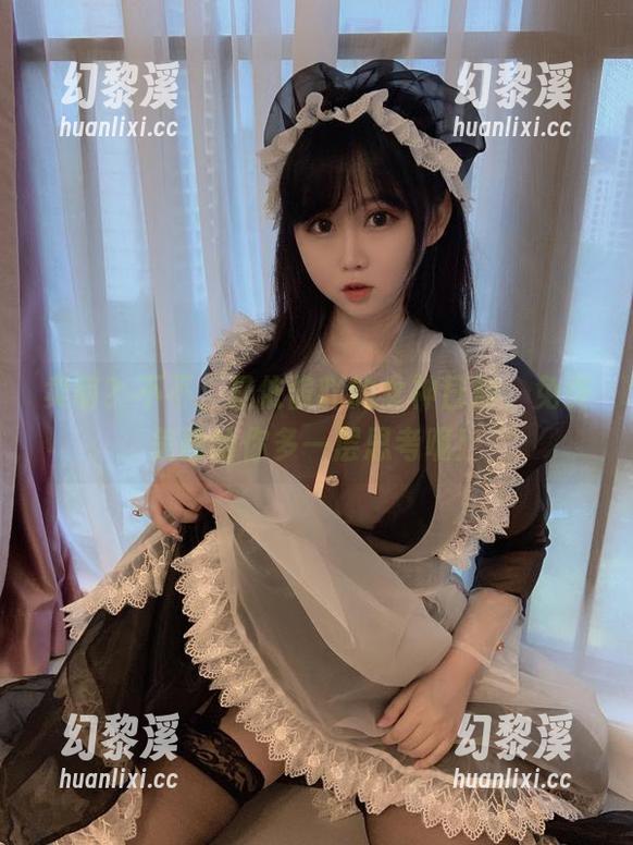 卖萌？不不，是依酱吖的女神日常，免费美图给你多一层思考呢！