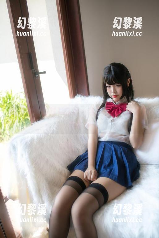 眠不醒的白衬衫在线，杏子夫人快被我拍成女神