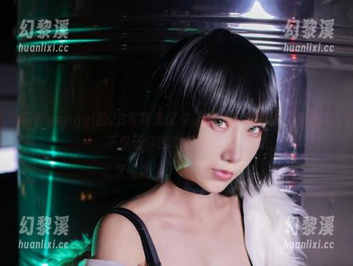 杨衣yangyi的2B写真集又来了，分享没问题，但我可不保证你的心脏能承受！