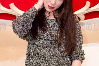果团网 - 王语纯的自拍：图库里的自言自语